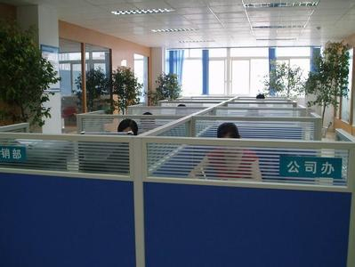 萬康餐飲食堂承包把服務質量放(fàng)在首位