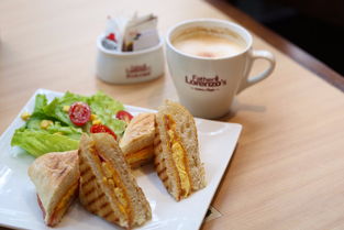 	早餐吃(chī)熱(rè)食，才能(néng)保護胃氣